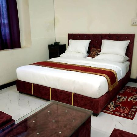 Hotel Kumkum Chhaya Panna Exterior photo