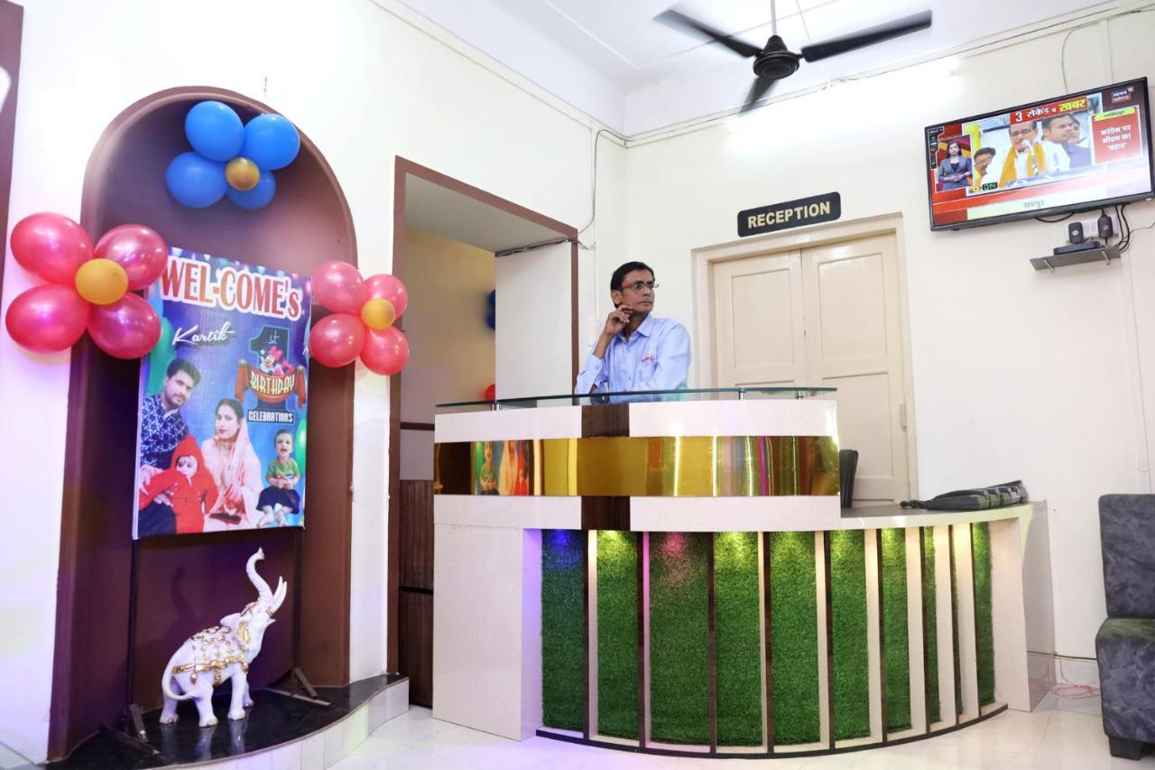Hotel Kumkum Chhaya Panna Exterior photo